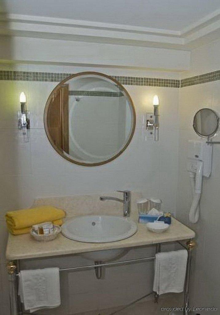 Renaissance Hanioti Resort Extérieur photo